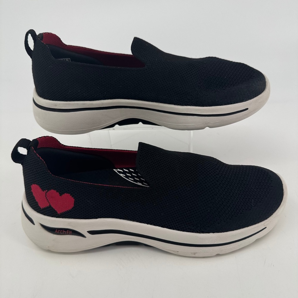 Skechers GOwalk Arch Fit Black Heart Slip On Sneakers 124854 Womens SIZE 7